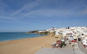 Albufeira Beach Hotel By Kavia